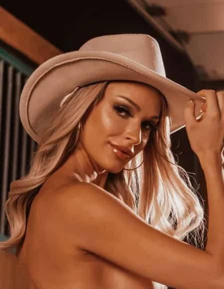 Emma Hix profile photo