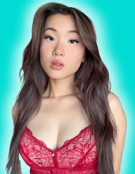 Lillie Nue 🍼 profile photo