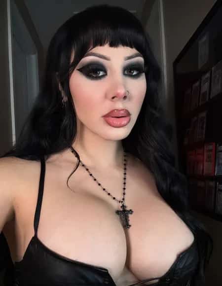 🖤 Vampire Doll profile photo