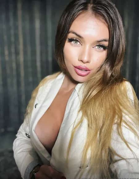 𝐒𝐨𝐩𝐡𝐢𝐞 𝐒𝐭𝐨𝐫𝐦𝐬 💦💦 profile photo