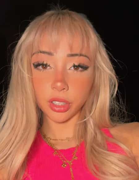 Mia 💕 profile photo