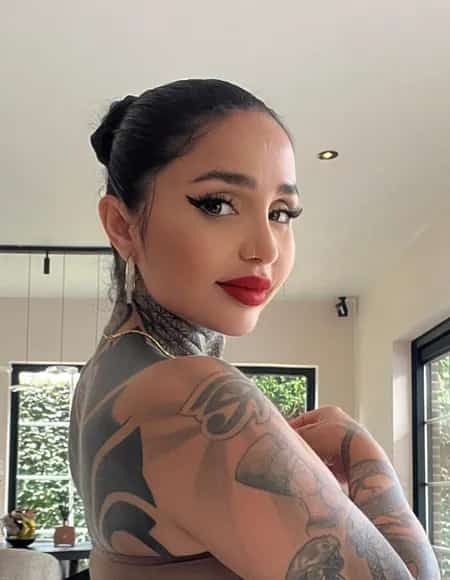 🍒  🅱️ETTY - 🅱️ANGS  🍒 profile photo