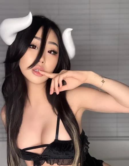 AHRA REI OnlyFans profile