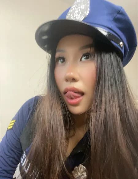 Allyfanzz OnlyFans profile