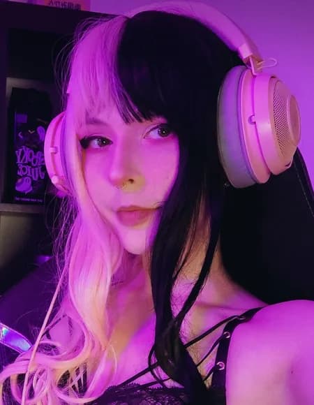 Dejiko OnlyFans profile