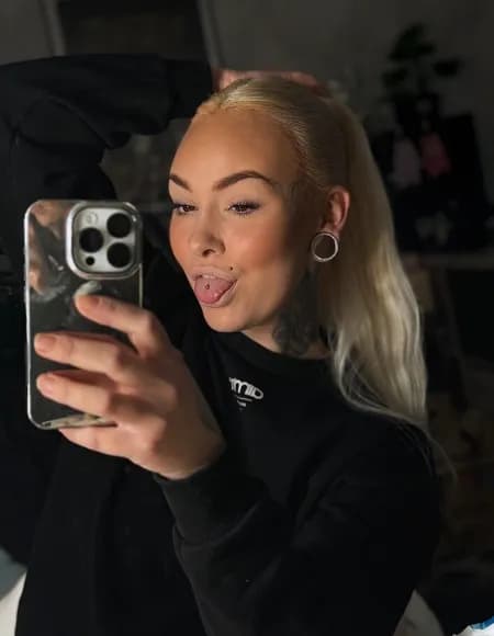 Ella OnlyFans profile