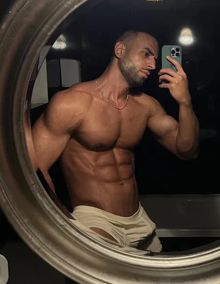 RAAZ OnlyFans profile