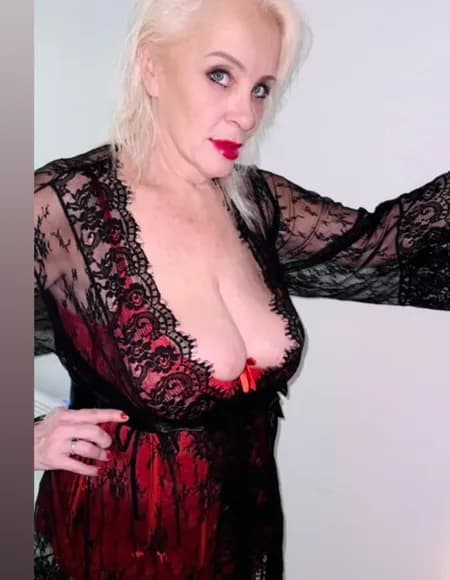 Tori OnlyFans profile