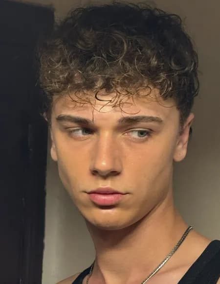 Vi 🤸🏻‍♂️ OnlyFans profile