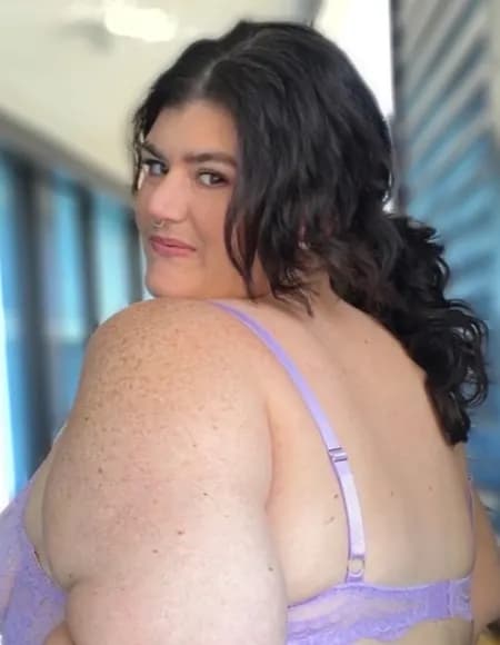 Sweet fat Aussie gf ~ ask about GFE OnlyFans profile