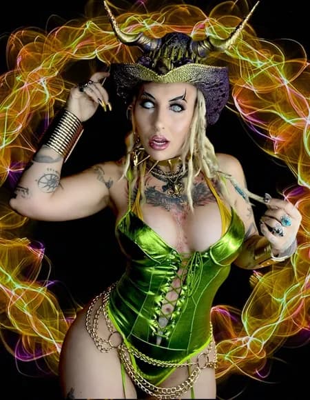 XZanthia OnlyFans profile