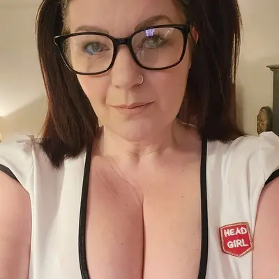 420CurvyBabe