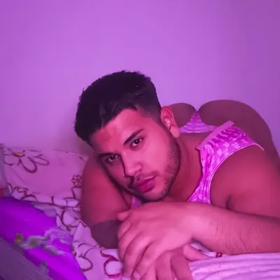 AARON FLXME