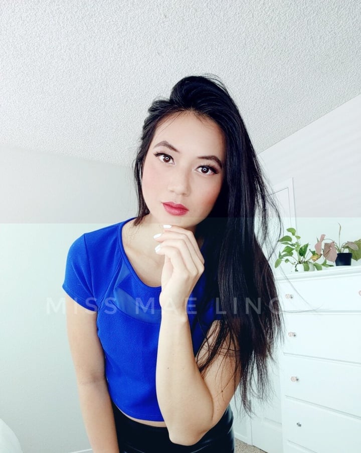 Adorabledomme