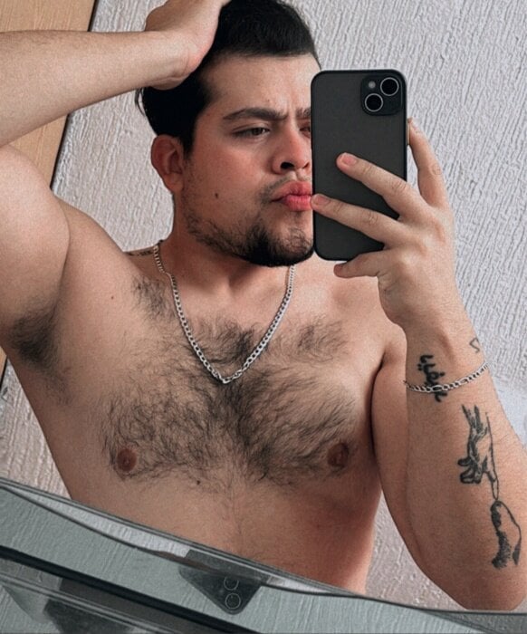 Adrianramirezz