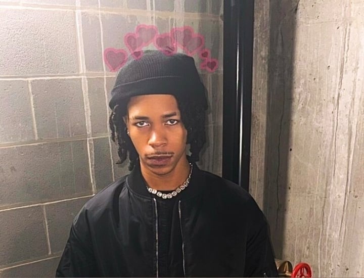 Ainthatace