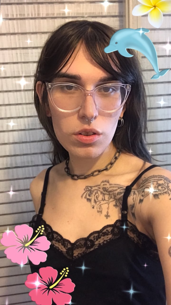 Akamedoll