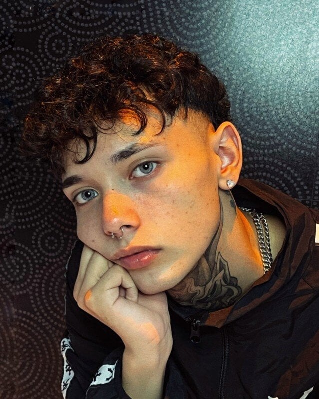 Alejoonly4