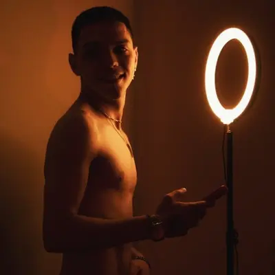 Alextwink10