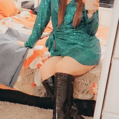 Alexagrace02