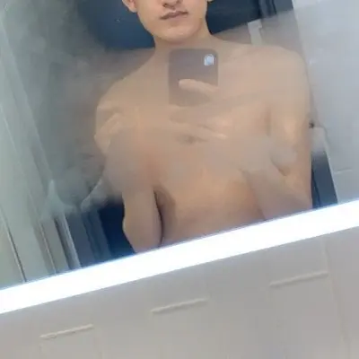 Alexazntwink