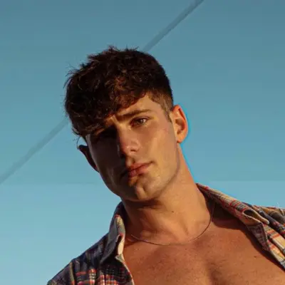 Alex Grant