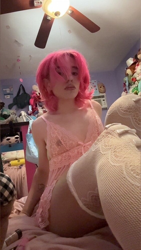 Allyxxe Latino Femboy
