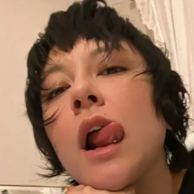 angel is online