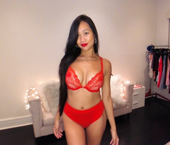 Angiebikinifree