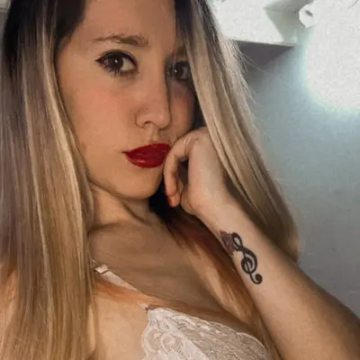 angie
