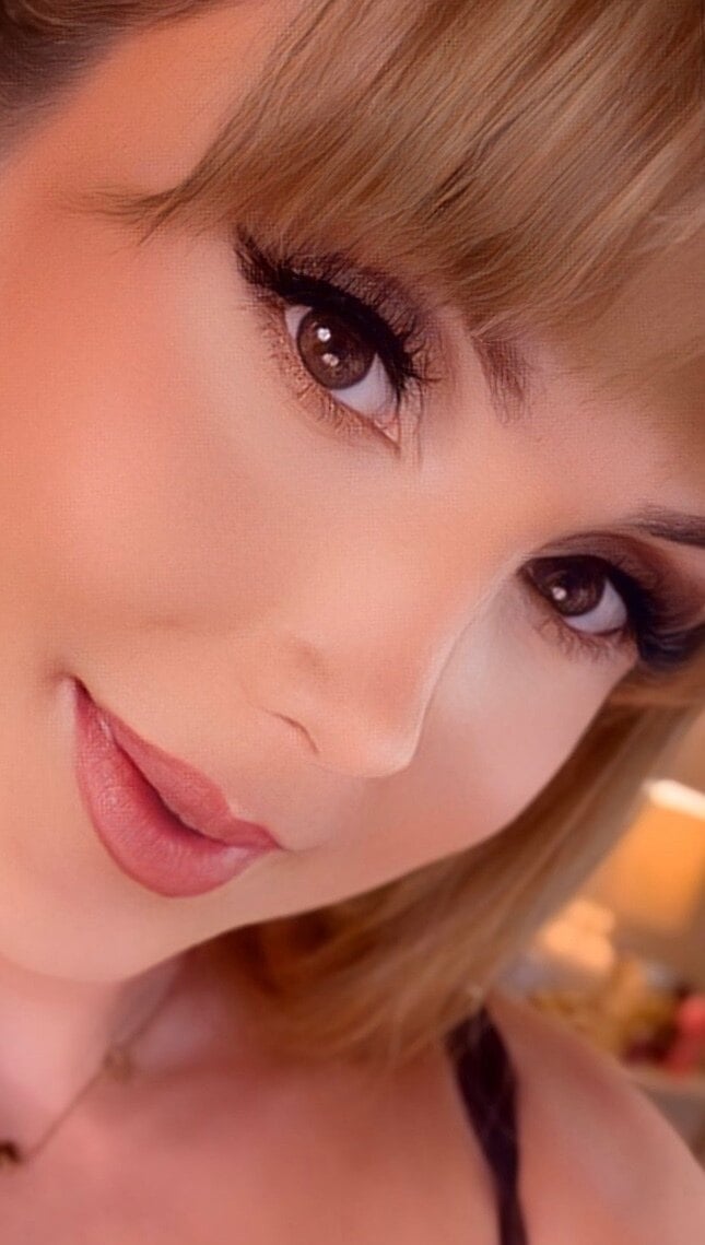 AniieBell