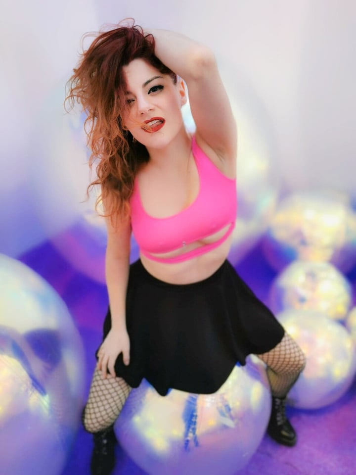 Aprilrosefree