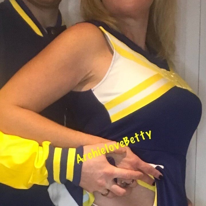 Archielovebetty