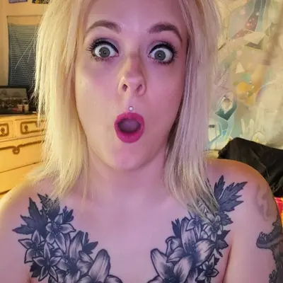 Atomikblondeee