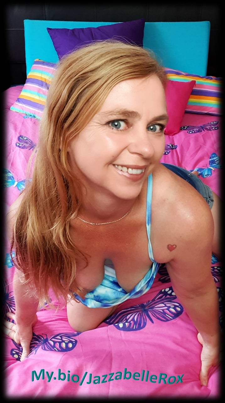 Aussiecouple72