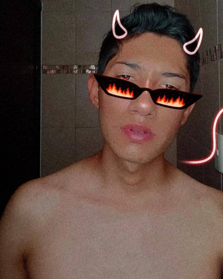 Axelsexmore