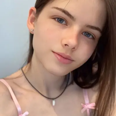 💘 🆅🅰🅻🅴🆁🅸🅰 💘
