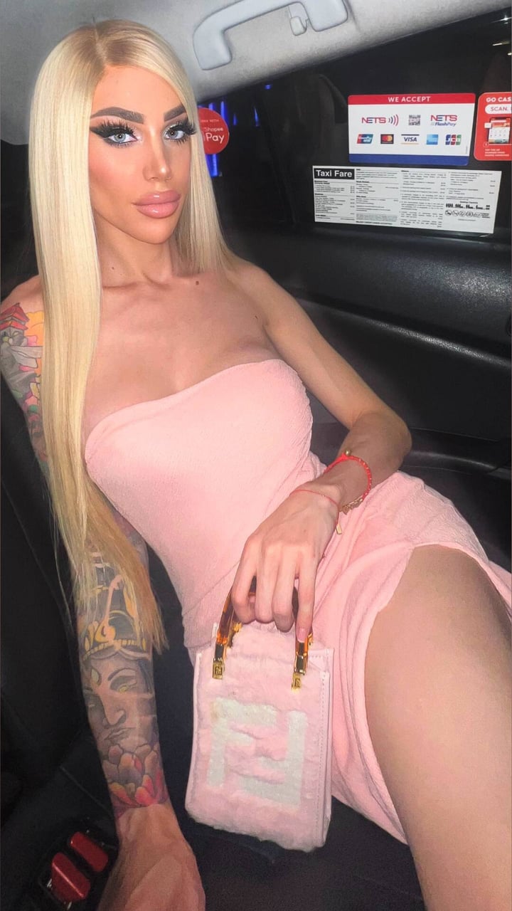 Mistress Barbie Spanish 😈