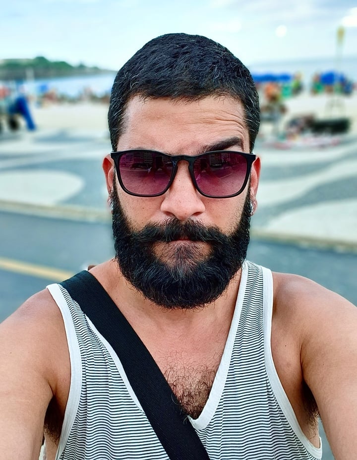 Barbudo Leitador
