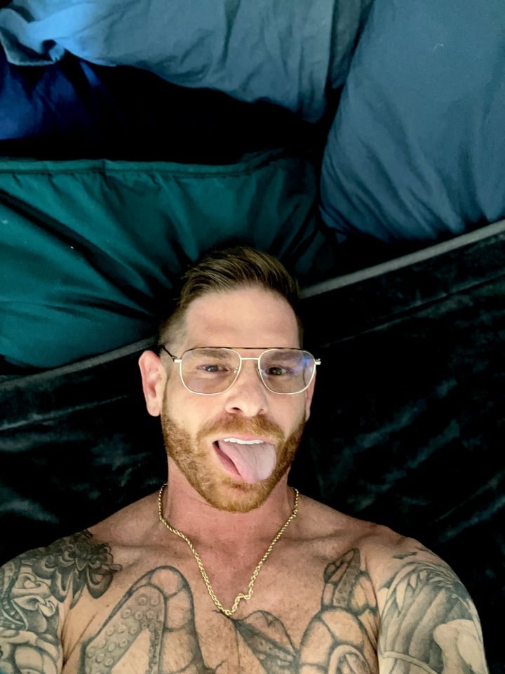 Bedroomdaddyxxx