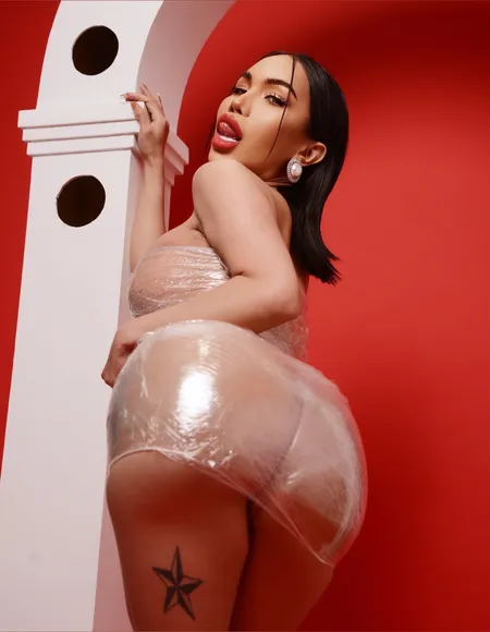 Sexy Belinda