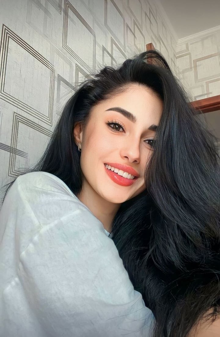 Bella