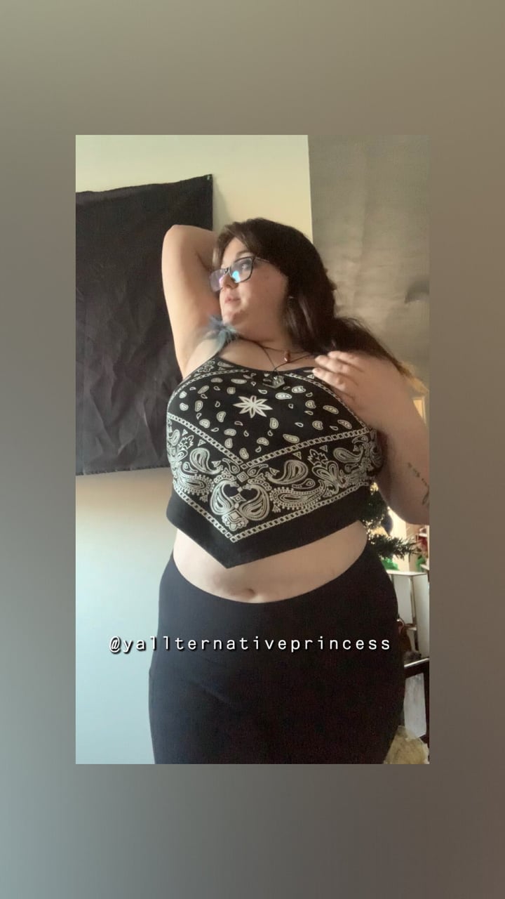 Yallternative Gal