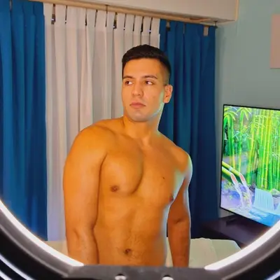 BenXXX 🍑🔥💦