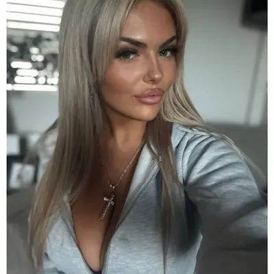 Barbie x