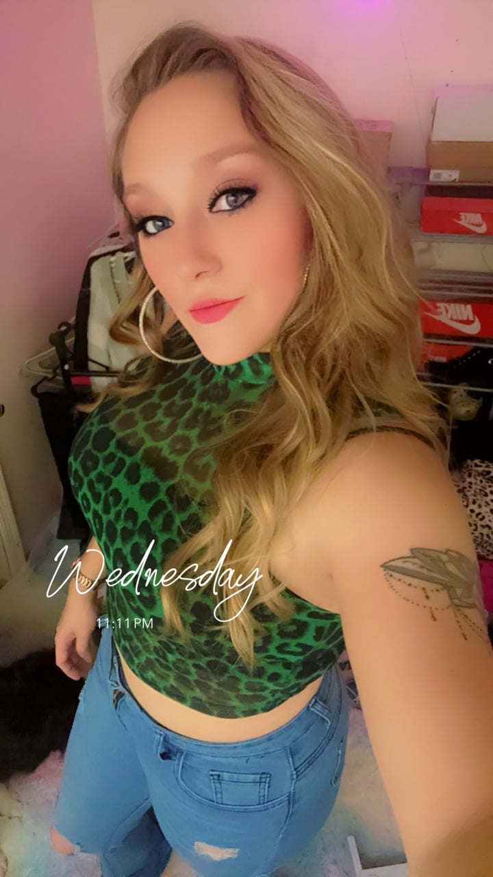 Blondebunniex