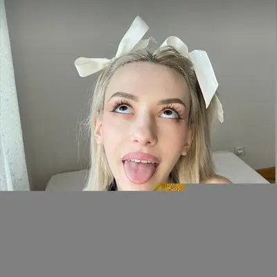Blondymolly