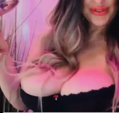 Britishbigboobs