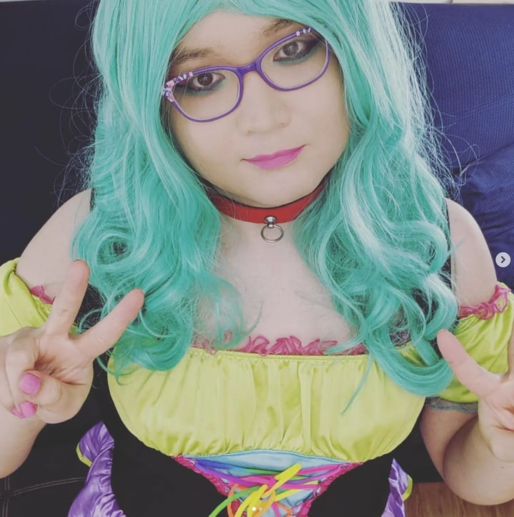 Bzzitsaprilbee