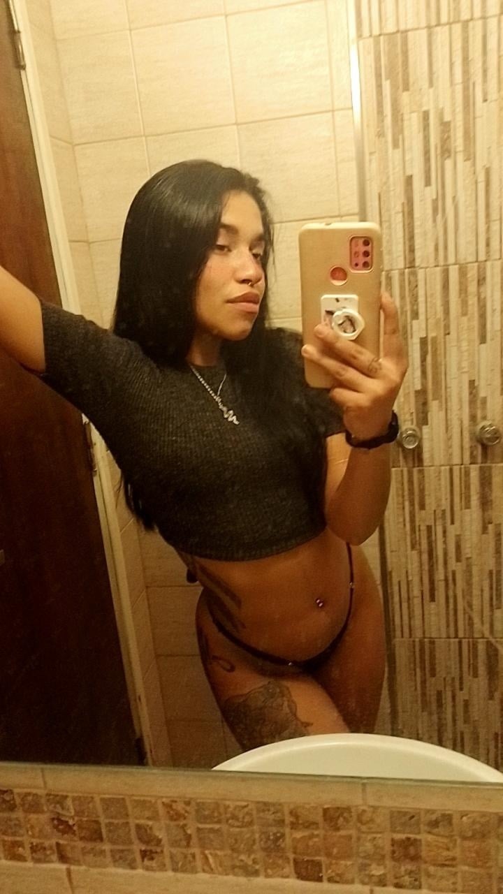 Catyhot001